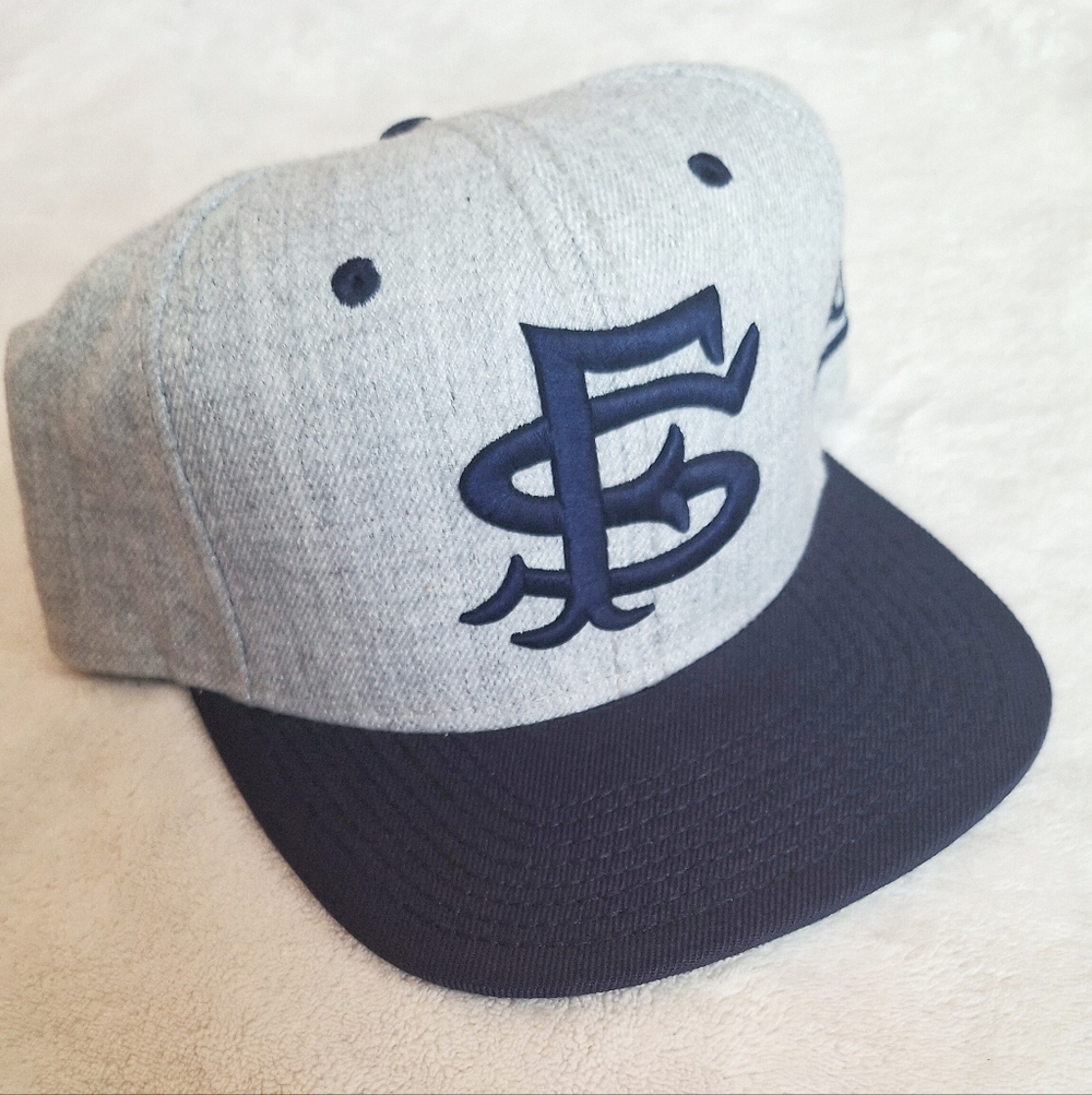 San Francisco Seals Common Union Snapback. Gray And Navy Blue.